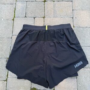 Hoka Men’s Running Shorts Medium M Black With Liners 5”